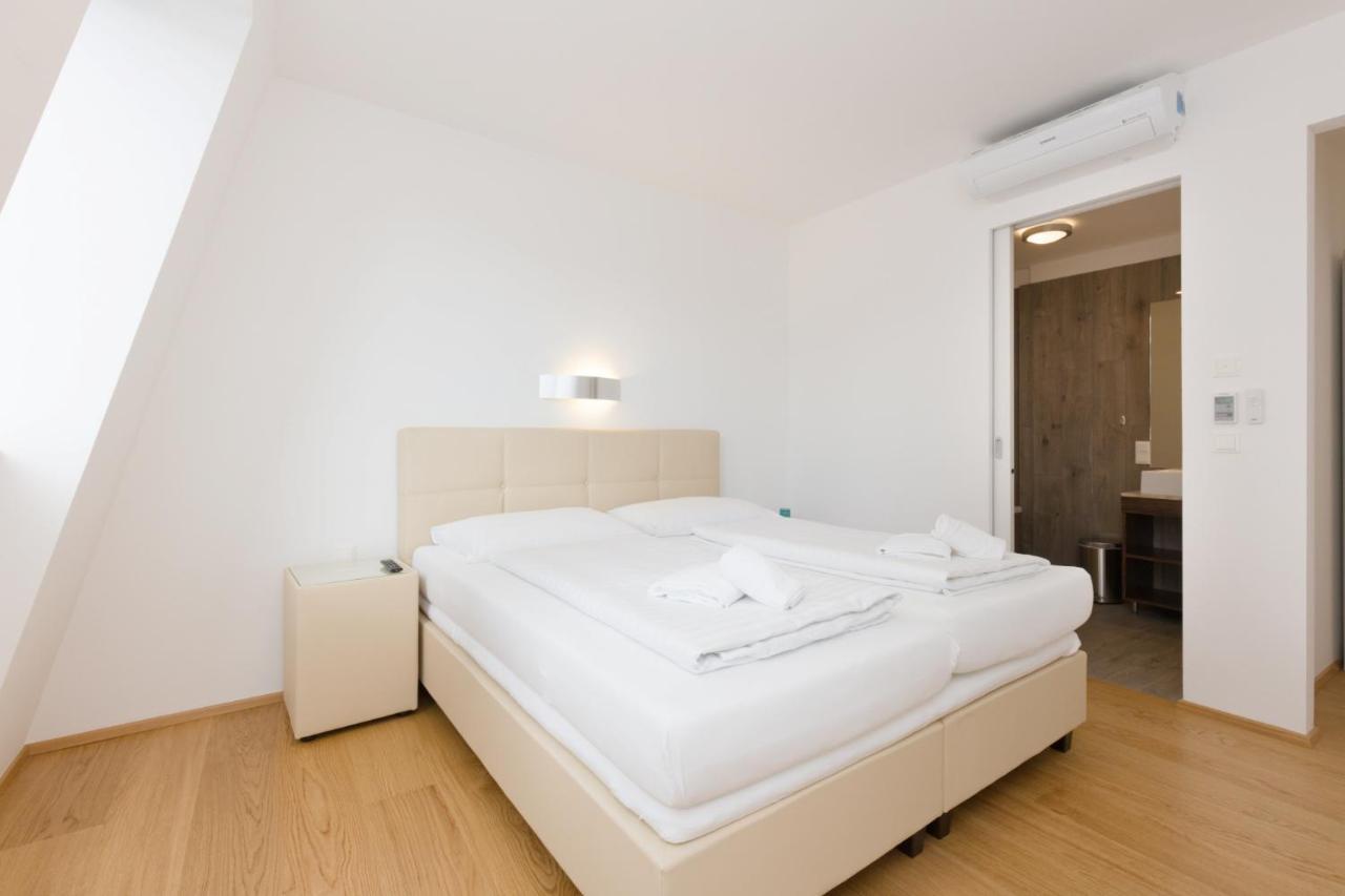 Central Riverside Residences Vienne Extérieur photo