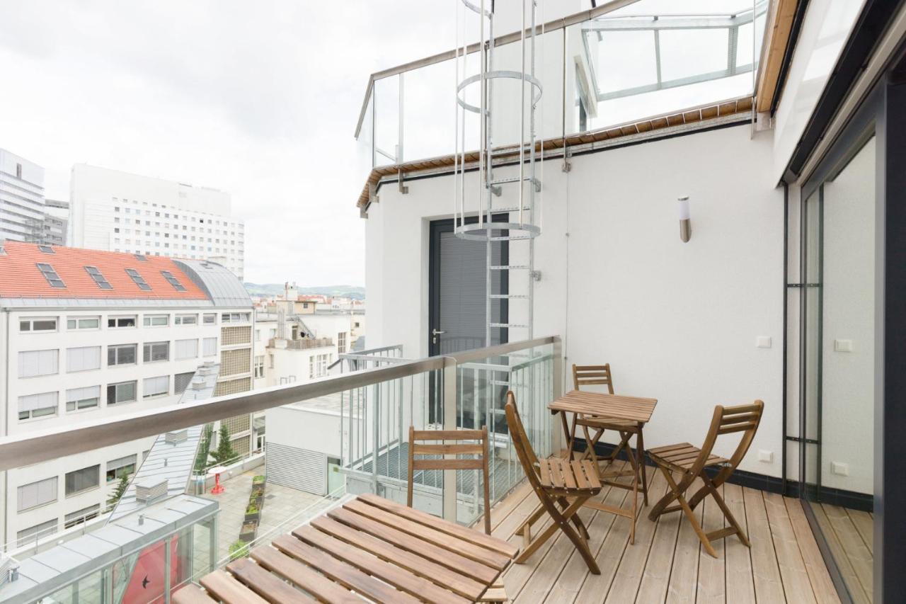 Central Riverside Residences Vienne Extérieur photo