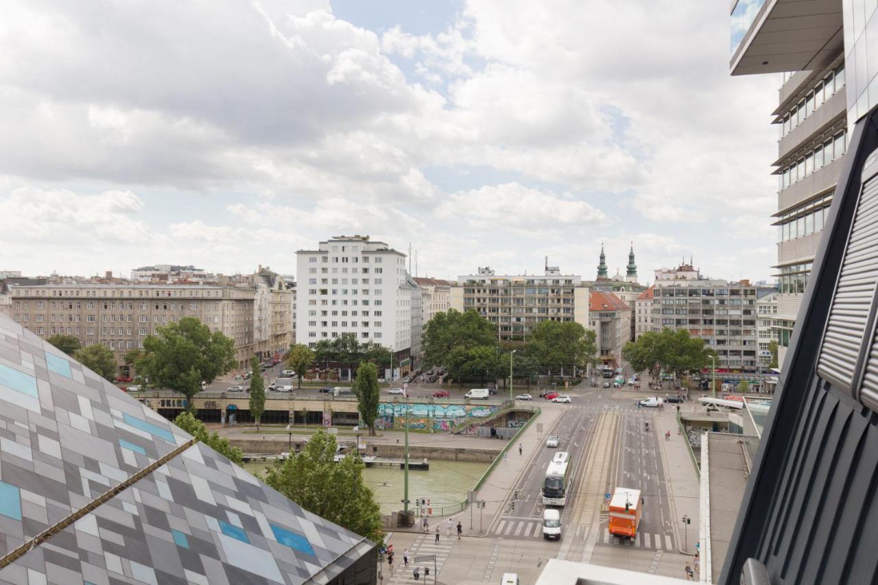 Central Riverside Residences Vienne Extérieur photo