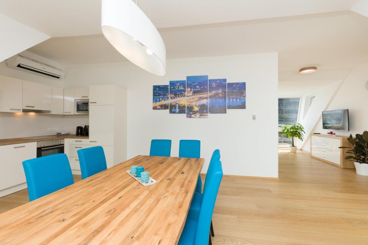 Central Riverside Residences Vienne Extérieur photo